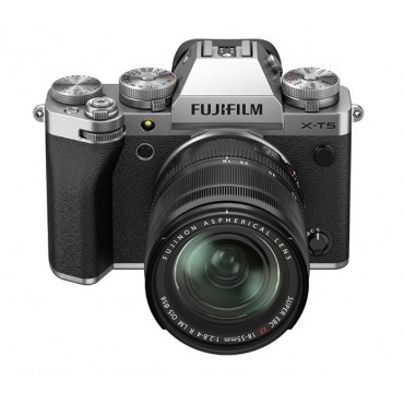 FUJIFILM X-T5 silber mit XF 18-55mm F2,8-4 R LM OIS