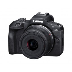 Canon EOS R100 mit RF-S 18-45 mm f4,5-6,3 IS STM