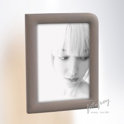 MASCAGNI ITALY Holz Portraitrahmen in Braun 13x18 cm mit Runder Ecke!