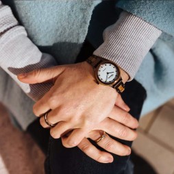 Waidzeit Holzuhr Petite Bronze Damenuhr mit Holzarmband