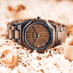 LAiMER Holzuhr CHRISTIANO - Herren Armbanduhr 100% Walnussholz aus Südtirol